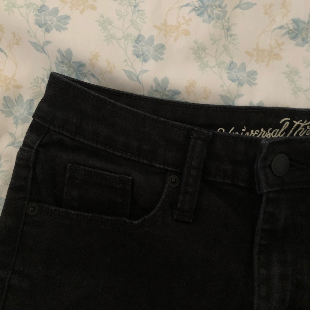 Universal Thread Black High Rise Bermuda Jean Shorts - Picture 4 of 7